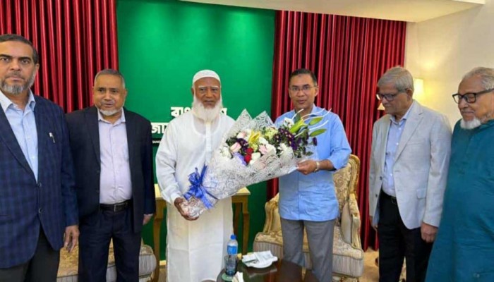 নির্বাচনে জয়ের পর পরাস্ত হওয়া জামায়াত ইসলামীর আমিরের বাসায় তারেক রহমান/ছবি সংগৃহীত