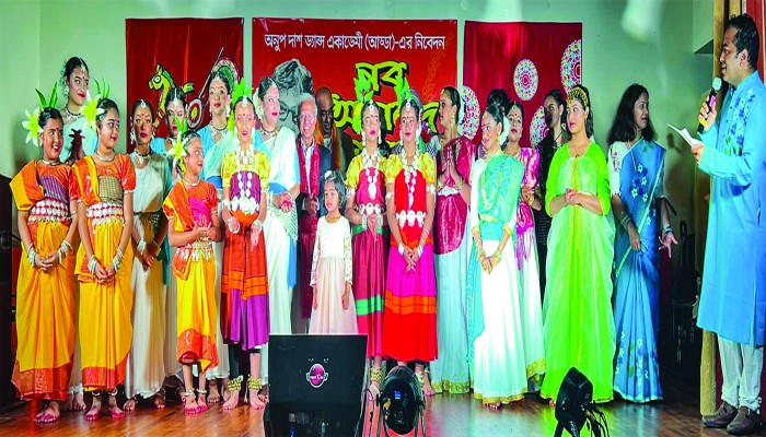 অনুপম একাডেমির অনুপম পরিবেশনা