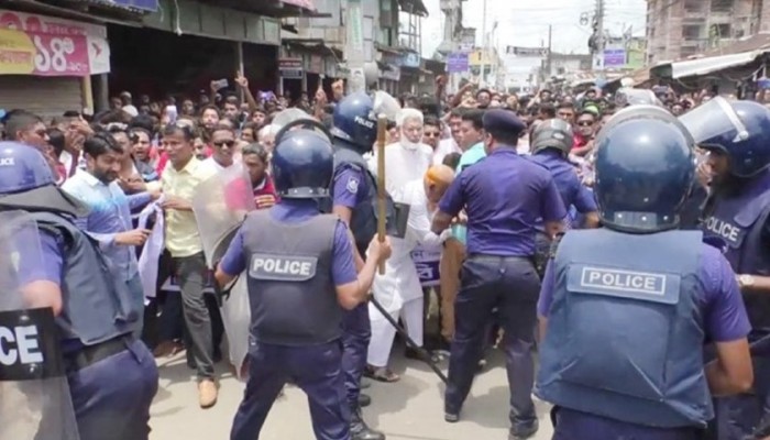 সরকার কি হার্ড লাইনে