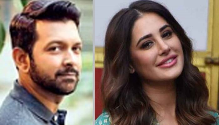 আসছেন বলিউড তারকা নার্গিস ফাকরি