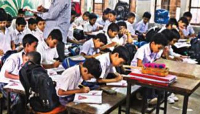 প্রাথমিকের প্রশ্নপত্র নিয়ে তোলপাড়