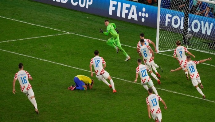 ব্রাজিলের বিদায় করে সেমিতে ক্রোয়েশিয়া