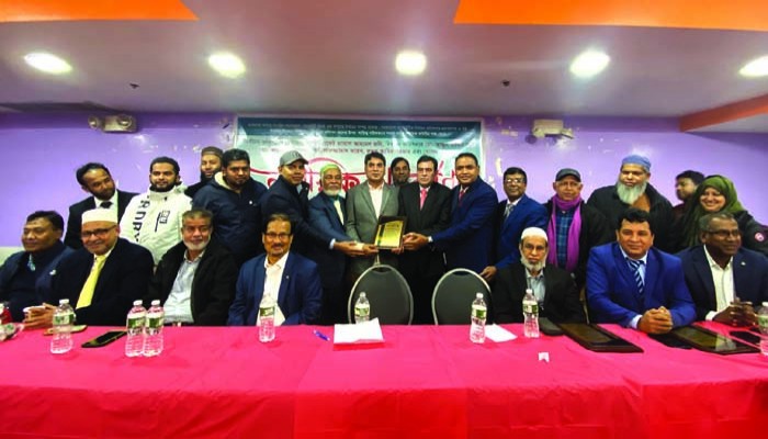 বাংলাদেশ সোসাইটির নির্বাচন কমিশনকে নাগরিক সংবর্ধনা