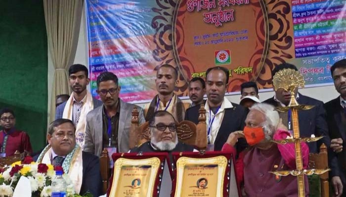 সংখ্যালঘু সম্প্রদায়কে মুলা ঝুলিয়ে ভোট ব্যাংক হিসেবে ব্যবহার করা যাবে না