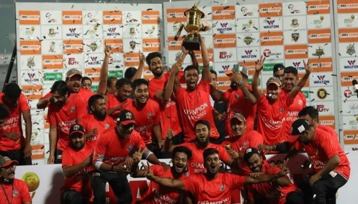 বিপিএলে চতুর্থ শিরোপা কুমিল্লার
