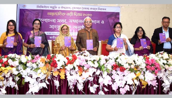 সংসদ ও স্থানীয় পদ্ধতি বদলালে নারীর রাজনৈতিক ক্ষমতায়ন হবে