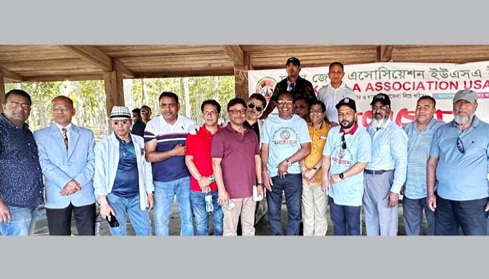 বর্ণাঢ্য আয়োজনে ঢাকা জেলা অ্যাসোসিয়েশনের বনভোজন