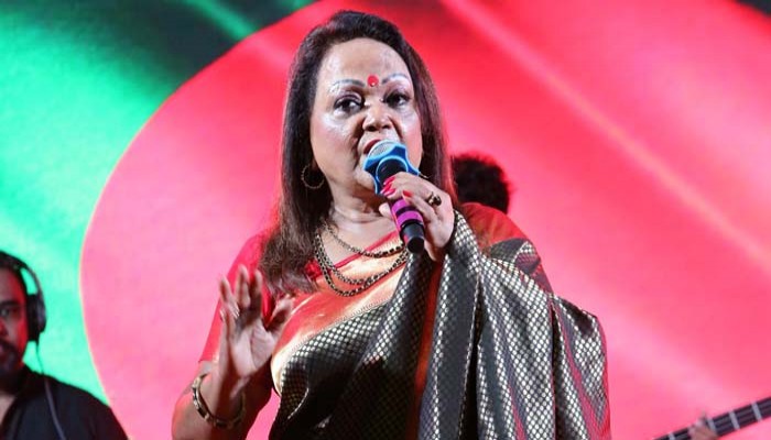 নিউইয়র্কে মুগ্ধতা ছড়ালেন সাবিনা
