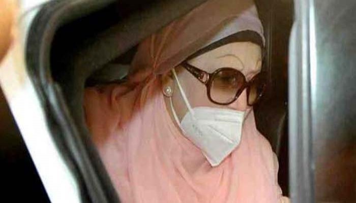 খালেদার চিকিৎসা ইস্যুতে রাজপথেই বিএনপিকে ব্যস্ত রাখতে চায় সরকার