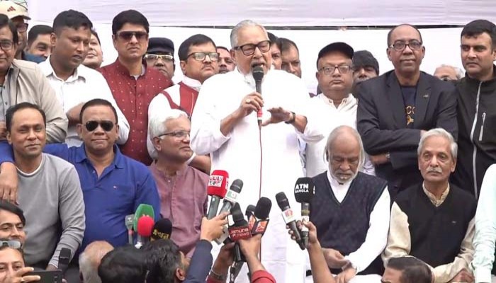 জনসমর্থন থাকলে পুলিশ কেনো, প্রশ্ন নজরুলের