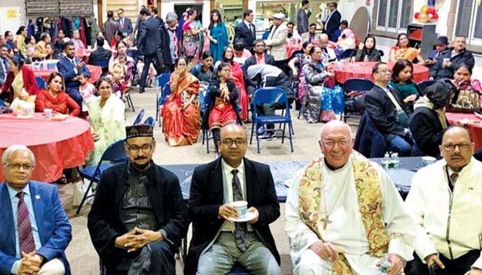 যথাযোগ্য মর্যাদায় ক্রিসমাস পালন