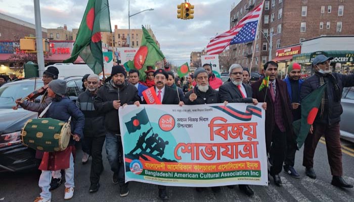 দেশ রক্ষায় সবাইকে এক প্ল্যাটফর্মে দাঁড়াতে হবে