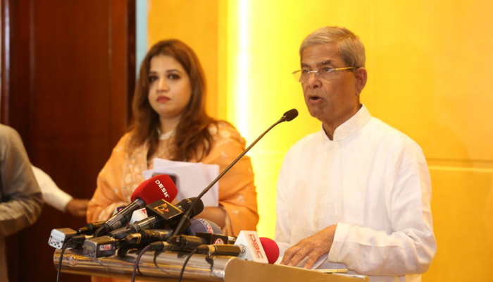 জনগণের শান্তিপূর্ণ ও অসহিংস আন্দোলন চলবে- মির্জা ফখরুল