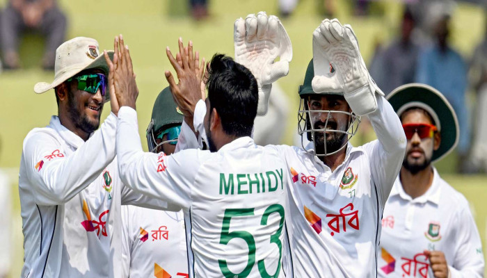 পাকিস্তানের বিপক্ষে ঐতিহাসিক টেস্ট জয় বাংলাদেশের