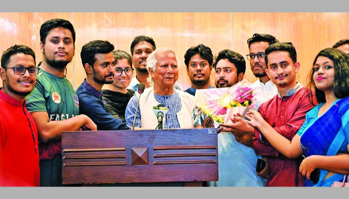 স্বল্প না দীর্ঘ মেয়াদে অন্তর্বর্তী সরকার