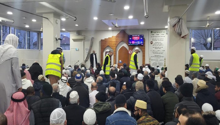 উৎসব-আনন্দের মধ্য দিয়ে রবিবার ফ্রান্সে পবিত্র ঈদুল ফিতর উদযাপিত