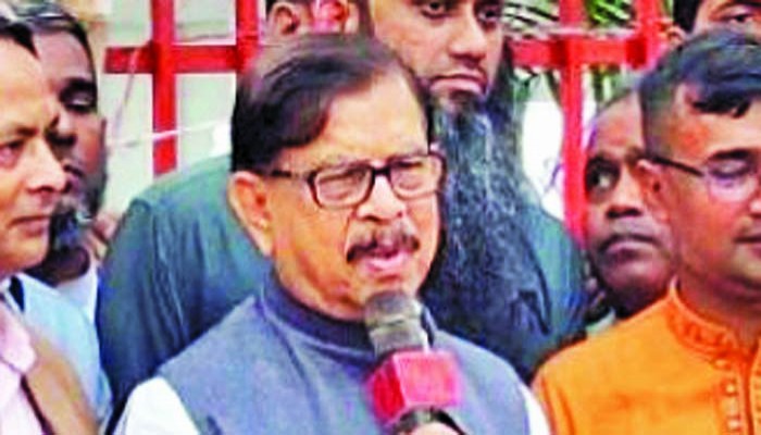 ড. ইউনূস পাঁচ বছর থাকবেন কীভাবে, প্রশ্ন মান্নার