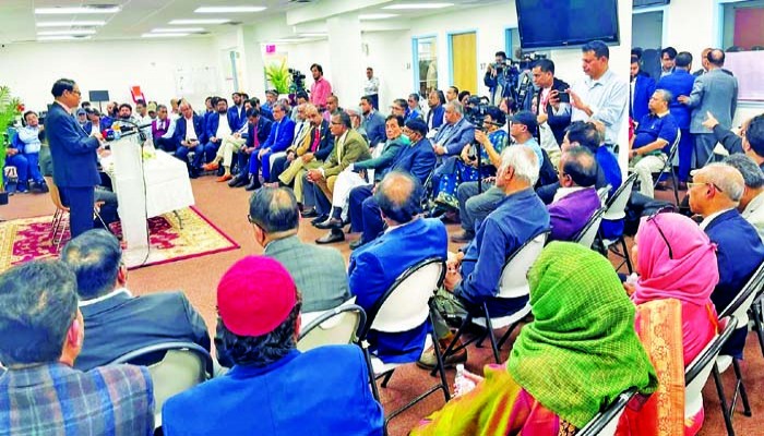 ‘জুতা মারার জন্য আপনাদের ধন্যবাদ’