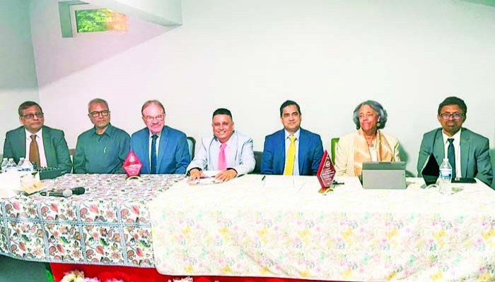 হাসিনার পলায়ন বাংলাদেশের বিপ্লবের ইতিহাসের স্বর্ণালী দিন