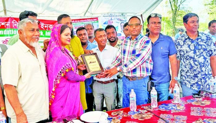 রূপসী চাঁদপুর ফাউন্ডেশনের বর্নিল বনভোজন