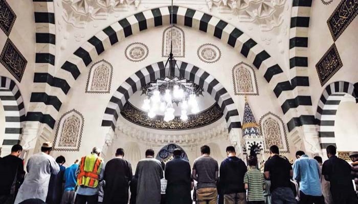 যুক্তরাষ্ট্রের মুসলিমরা শিক্ষায় এগিয়ে : পিউ গবেষণা