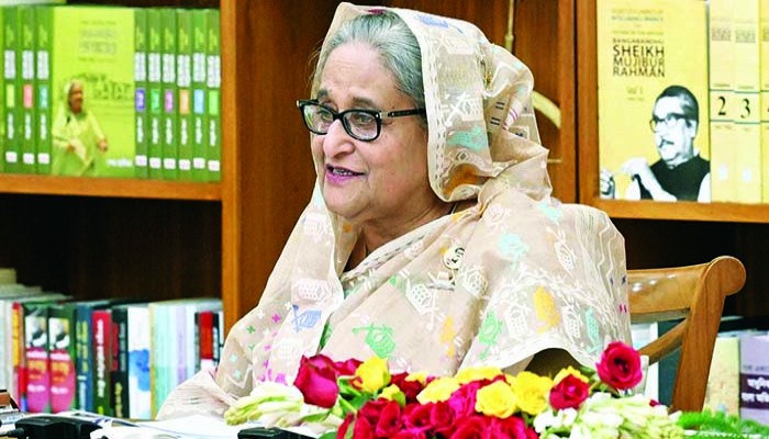 শেখ হাসিনার ২৩৪ বিলিয়ন ডলার পাচারের তথ্য দিলো ব্রিটিশ ডেইলি