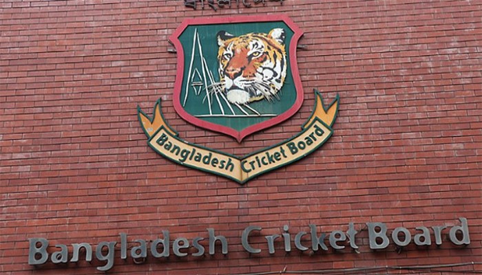 কি হচ্ছে বাংলাদেশ ক্রিকেট বোর্ডে?
