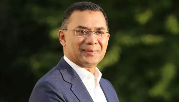 প্রধানমন্ত্রী হওয়ার দৌড়ে এগিয়ে তারেক রহমান