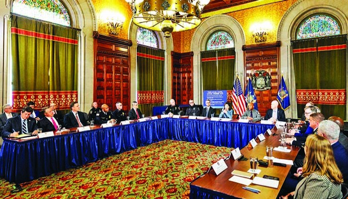 নিউইয়র্কে অভিবাসন নিয়ন্ত্রণে ফেডারেল ক্ষমতার সীমা নির্ধারণে হোচুলের নতুন আইন প্রস্তাব