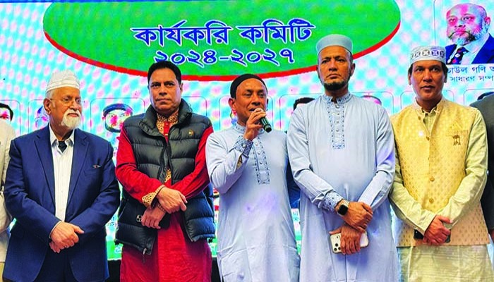 জালালাবাদ এসোসিয়েশনের ইফতার মাহফিলে মানুষের স্বতঃস্ফূর্ত অংশগ্রহণ