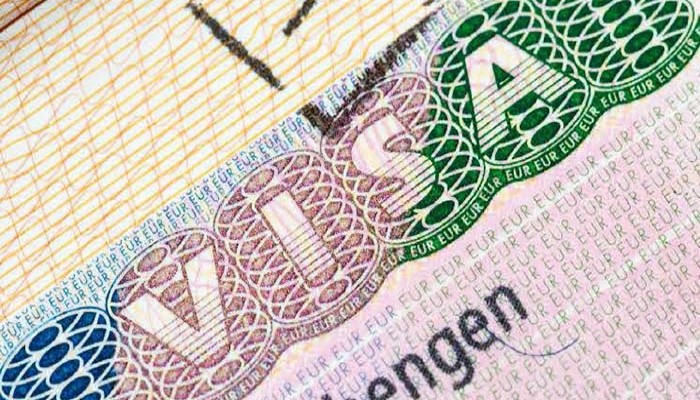 ভিসার শর্ত ভাঙলে ভবিষ্যতে যুক্তরাষ্ট্রে প্রবেশে নিষেধাজ্ঞা