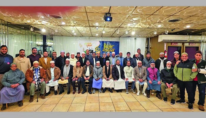 মান্নান-দুখু পরিষদের ইফতার ও দোয়া