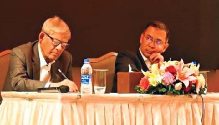 হুঙ্কার গর্জনে সন্দেহের চোখ বিএনপির