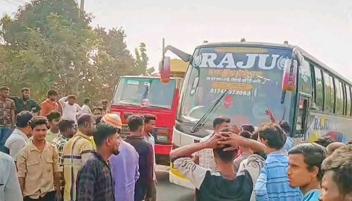 চাঁদাবাজদের বিরুদ্ধে সাড়াশি অভিযানের লক্ষণ নেই
