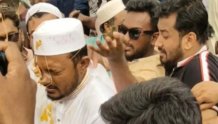 রাজনৈতিক অস্থিরতার ফল কার ঘরে উঠবে