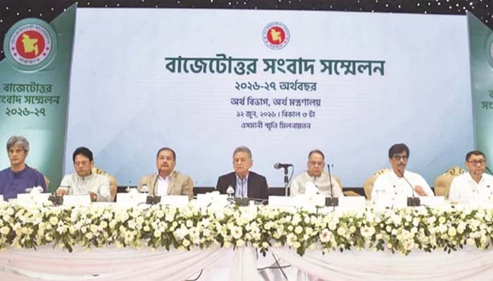সংকট সময়ে বিশাল ঘাটতি বাজেট বিএনপি সরকারকে বিপদে ফেলবে